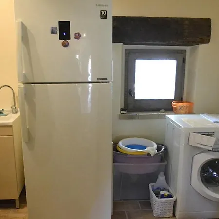 Sleeps 14 Pool Air Con Wifi Guardea
